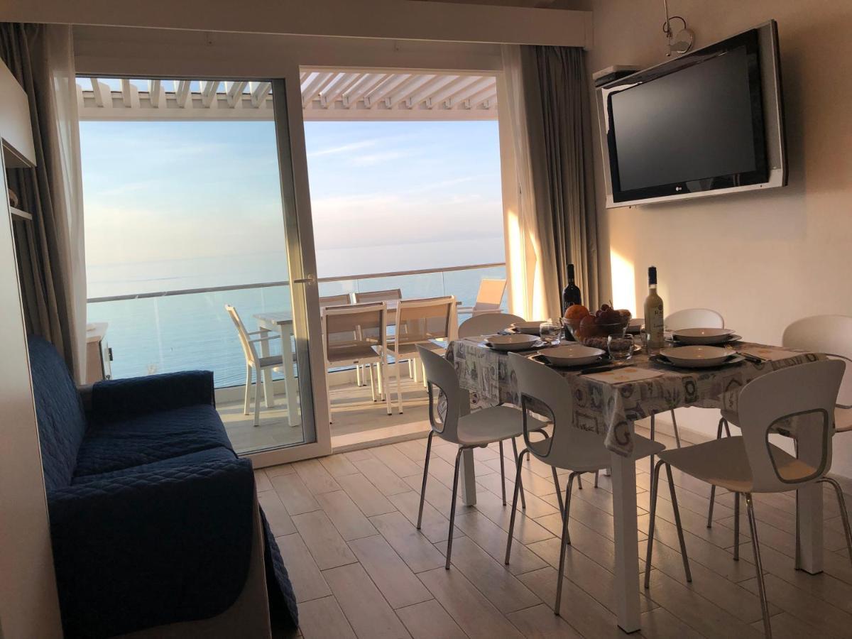 La Dolce Vita , Fronte Mare Castelsardo Kültér fotó